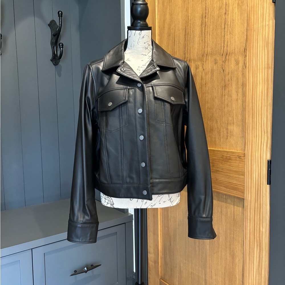 Never Worn Universal Standard Classic Black Leather Snap Front Jacket XS US10/12